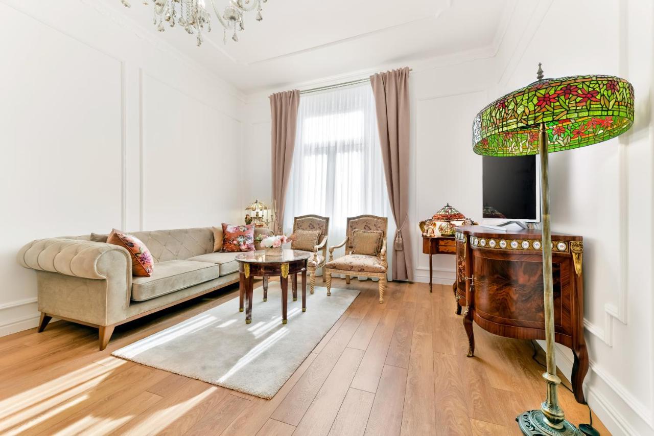 Luxury Class Apartment - 1St Floor, Large Apartment, Downtown, Newly Renovated, Fast Wifi, 4X Air Conditioning Загреб Экстерьер фото