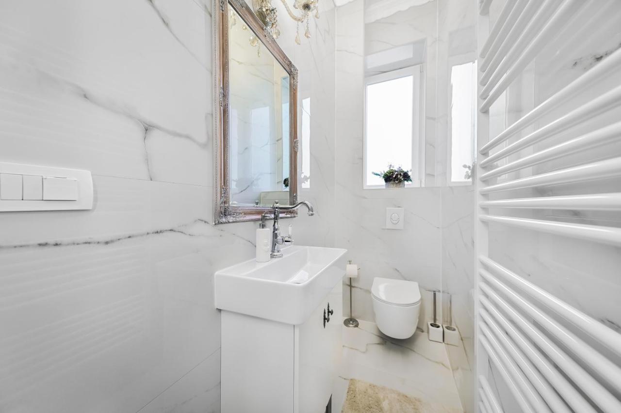 Luxury Class Apartment - 1St Floor, Large Apartment, Downtown, Newly Renovated, Fast Wifi, 4X Air Conditioning Загреб Экстерьер фото